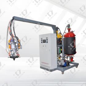 板材專(zhuān)用聚氨酯低壓發(fā)泡機(jī)設(shè)備