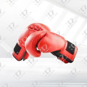 拳擊手套、頭盔、護(hù)膝